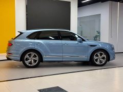 Bentley Bentayga 4.0T V8 - ფოტო 4