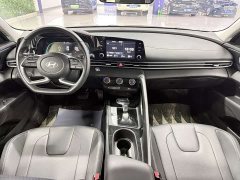 Hyundai Elantra 1.5L CVT GLX Elite - ფოტო 13