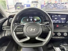 Hyundai Elantra 1.5L CVT GLX Elite - ფოტო 14
