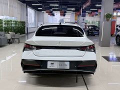 Hyundai Elantra 1.5L CVT GLX Elite - ფოტო 5