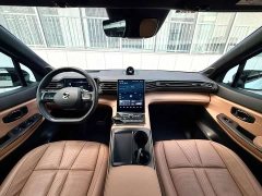 NIO ES8 2020 415KM Signature Edition 7-Seater - ფოტო 5