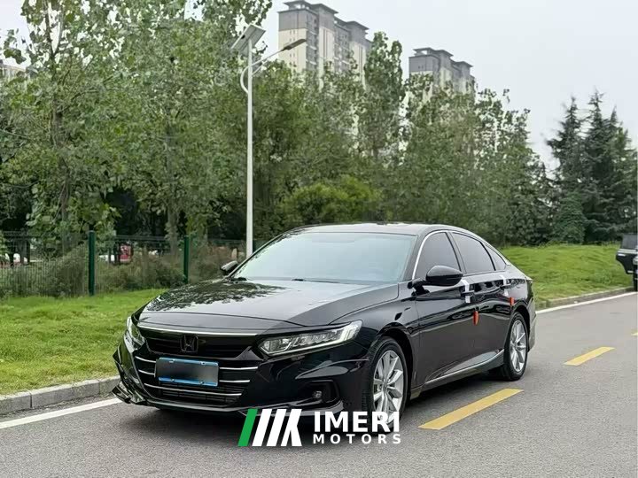 Honda Accord 260TURBO Luxury Edition