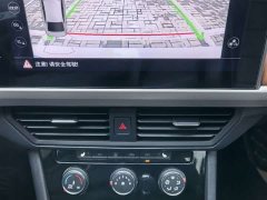 Volkswagen Bora 200TSI DSG Comfort Pro - ფოტო 10