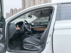 Volkswagen Bora 200TSI DSG Comfort Pro - ფოტო 4