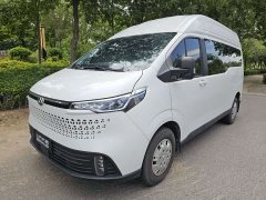 New Journey Xintu V70 2.0T Elite Auto Long Wheelbase Mid-roof 6/7 Seater - photo 1