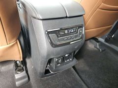 SAIC Maxus D90 Pro 2021 2.0T Diesel 4WD Lop Nur Edition 7-Seater - ფოტო 15