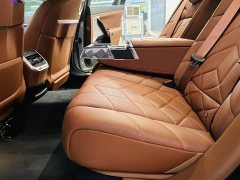 BMW 7 Series 2023 Facelift 740Li Luxury M Sport Package - ფოტო 16