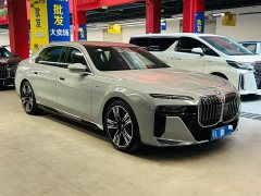 BMW 7 Series 2023 Facelift 740Li Luxury M Sport Package - ფოტო 3