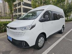 New Journey Xintu V70 2.0T Elite Auto Long Wheelbase Mid-roof 6/7 Seater - photo 1