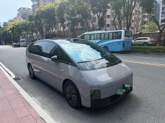Li Auto Li Xiang MEGA 2024 Ultra - ფოტო 3