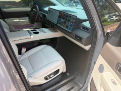 Li Auto Li Xiang MEGA 2024 Ultra - ფოტო 8