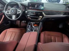 BMW 5 Series 525Li Luxury Package - ფოტო 9