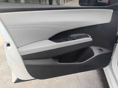 Volkswagen Sagitar S 1.5L Elite - ფოტო 13