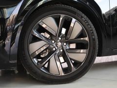 Li Auto L9 2024 Ultra - ფოტო 4
