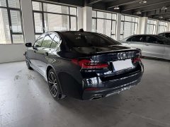 BMW 5 Series 530Li Premier M Sport Package - ფოტო 3