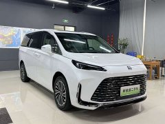 Buick GL8 New Energy Lusang Respect Edition - ფოტო 3