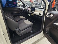 Wuling Hongguang MINIEV Third Generation 215km Advanced Edition - ფოტო 6