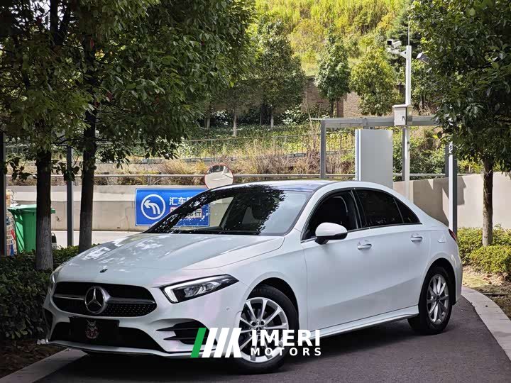 Mercedes-Benz A-Class A 200 L Sport Sedan Fashion Edition - ავტომობილი ჩინეთიდან