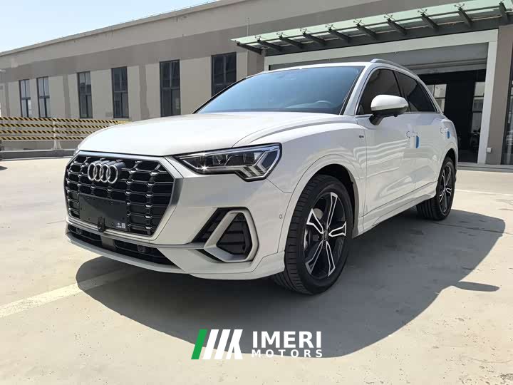 Audi Q3 35 TFSI Fashion Dynamic - ავტომობილი ჩინეთიდან