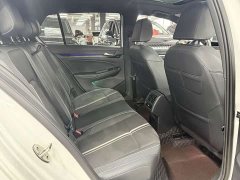 Volkswagen Golf 2023 280TSI DSG R-Line Lite - ფოტო 11