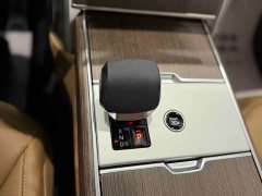 Land Rover Range Rover 3.0L V6 400PS Extended Wheelbase Prestige Edition - ფოტო 13