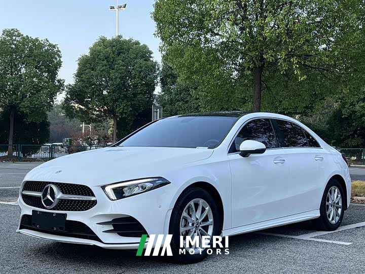 Mercedes-Benz A-Class A 200 L Sport Sedan Fashion Edition