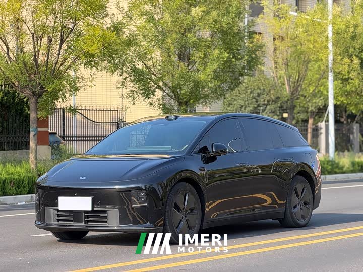 Li Auto i6 2025 Two-Wheel Drive Standard - ავტომობილი ჩინეთიდან