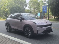 Lynk & Co Geely Lynk & Co 06 Remix 1.5T Halo Edition - ფოტო 4