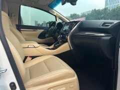 Toyota Vellfire Crown Hybrid 2.5L HV Luxury Edition - ფოტო 7