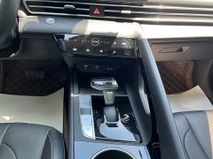 Hyundai Elantra 2022 1.5L CVT Luxury - ფოტო 14