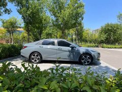 Hyundai Elantra 2022 1.5L CVT Luxury - ფოტო 4
