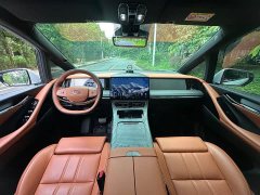 GAC Aion M8 Qiankun Max Luxury Cabin - ფოტო 13