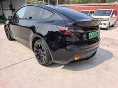 Tesla Model Y Standard Range RWD - ფოტო 3