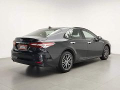 Toyota Camry Hybrid Luxury - ფოტო 2