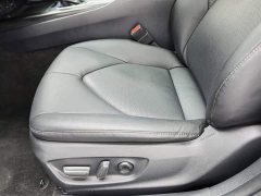 Toyota Camry Hybrid Luxury - ფოტო 20