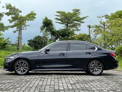 BMW 3 Series 325Li M Sport Package - ფოტო 11