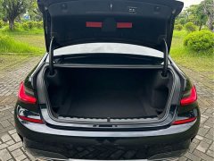 BMW 3 Series 325Li M Sport Package - ფოტო 16