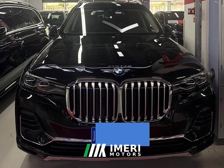 BMW X7 Facelift xDrive40i Premier Luxury Package - ავტომობილი ჩინეთიდან