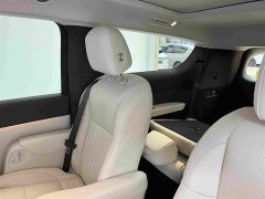 Li Auto Li Xiang MEGA Ultra - ფოტო 6