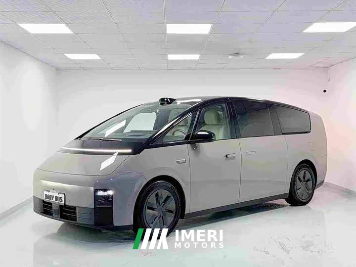 Li Auto Li Xiang MEGA Ultra - ავტომობილი ჩინეთიდან