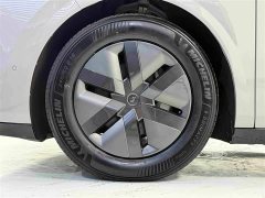 Li Auto Li Xiang MEGA Ultra - ფოტო 16
