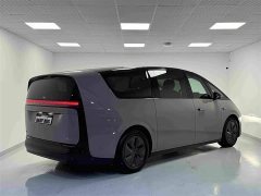 Li Auto Li Xiang MEGA Ultra - ფოტო 18