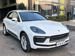 Porsche 2023 Macan 2.0T - ფოტო 3