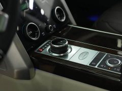 Land Rover Range Rover 2021 3.0 L6 Heritage Extended Wheelbase Classic Edition - ფოტო 12