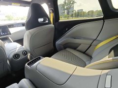 Avatr 11 Extended Range Single Motor 4-Seater - ფოტო 9