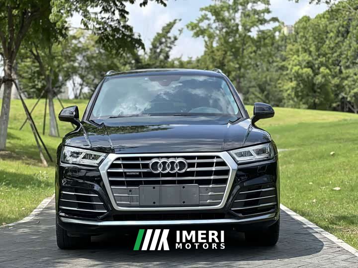 Audi Q5L Facelift 40 TFSI Prestige Fashion Edition