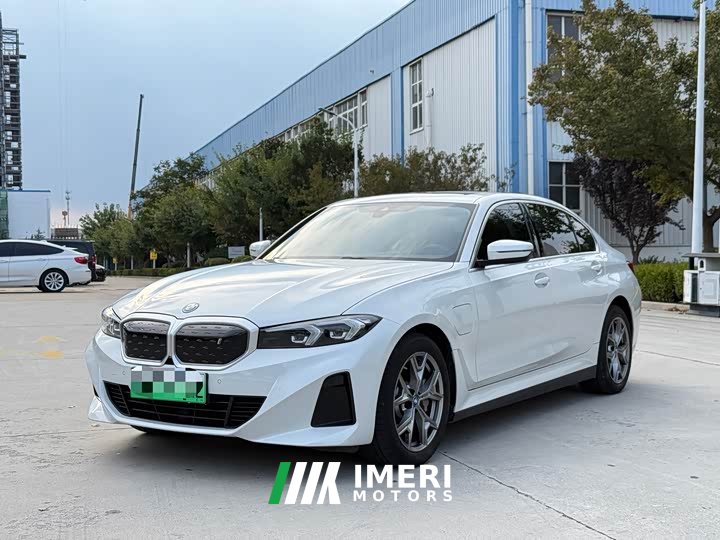 BMW i3 eDrive 35 L