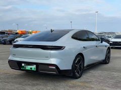 Geely Galaxy E8 550km Rear-Wheel Drive Pro - ფოტო 9