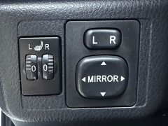 Toyota Yaris L Zhixuan X 1.5L CVT Luxury Plus - ფოტო 18