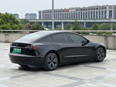 Tesla Model 3 Rear-Wheel Drive - ფოტო 4